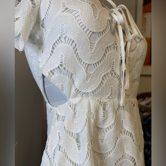 J.O.A Los Angeles White Laced-Up Dress Small - Picture 3 of 5